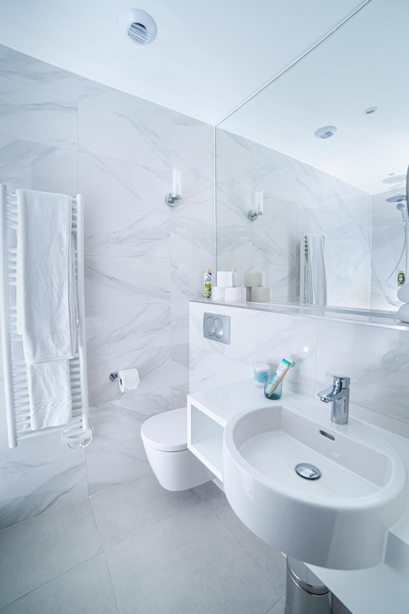 Отель Finestate Coliving Mairie D'Issy Экстерьер фото